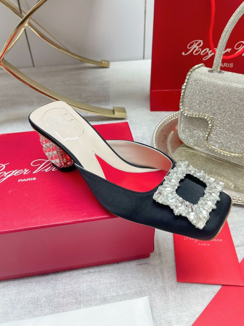 Roger Vivier flat shoes